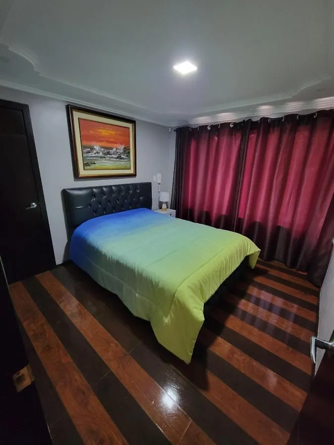 Departamento Duplex Con Suite Cuenca 0*,  Ecuador